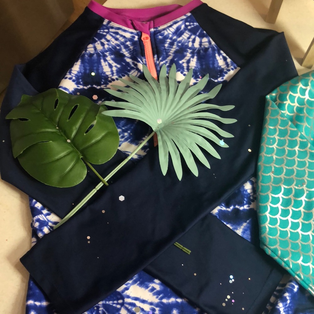 Girl’s Rashguard BUNDLE!! ☀️ - Picture 8 of 10
